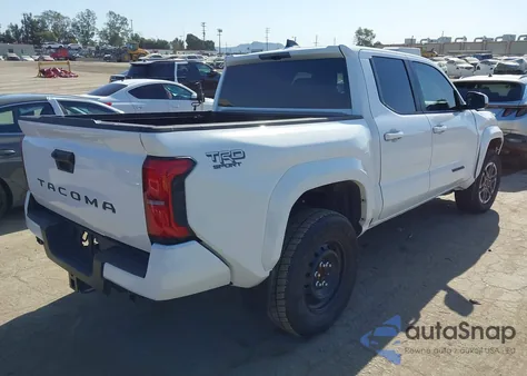 2024 Toyota Tacoma Trd Sport 2Wd z USA, uszkodzony, nr VIN 3TMKB5FN0RM016843